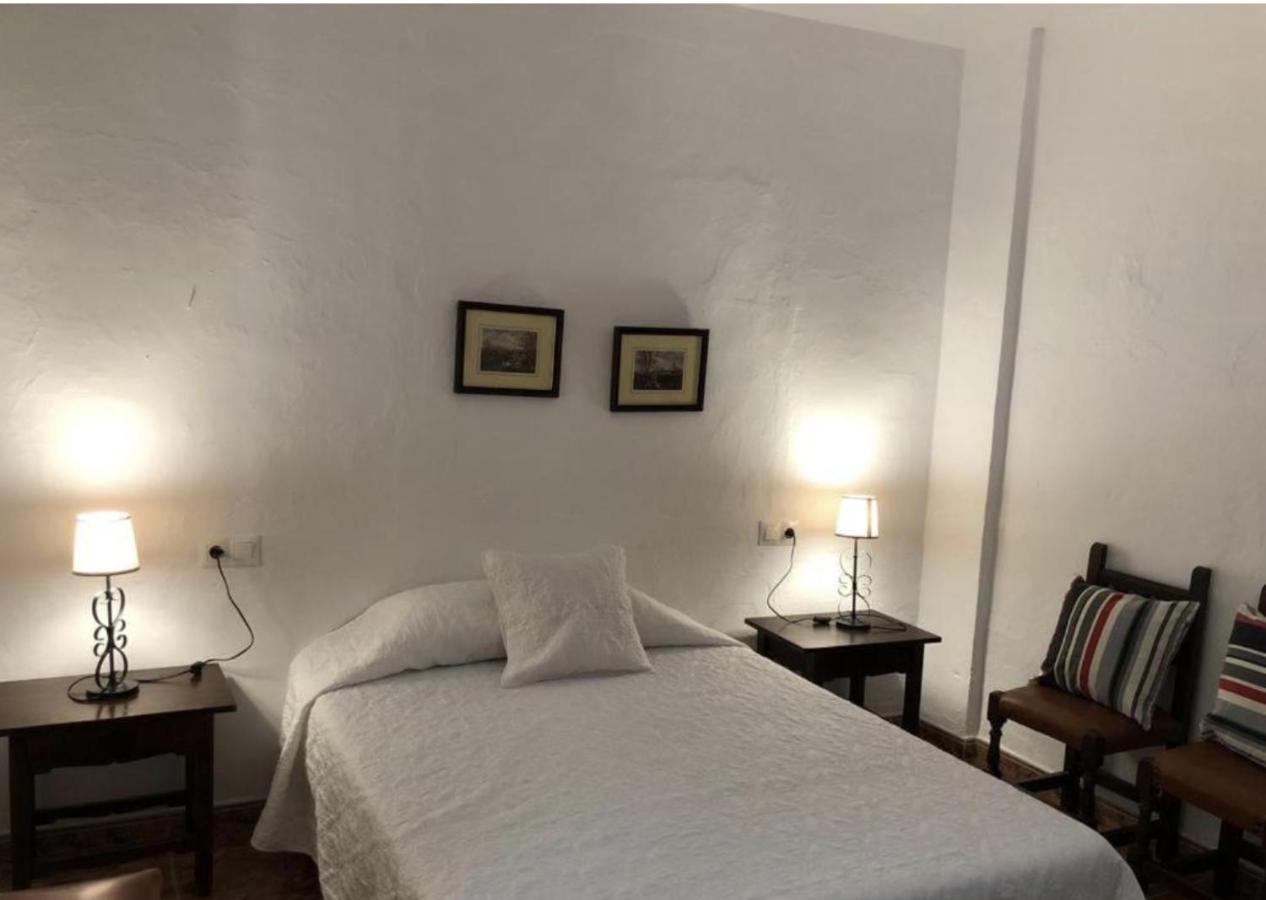 Casa Pepe La Rosa Lägenhet Tolox Exteriör bild